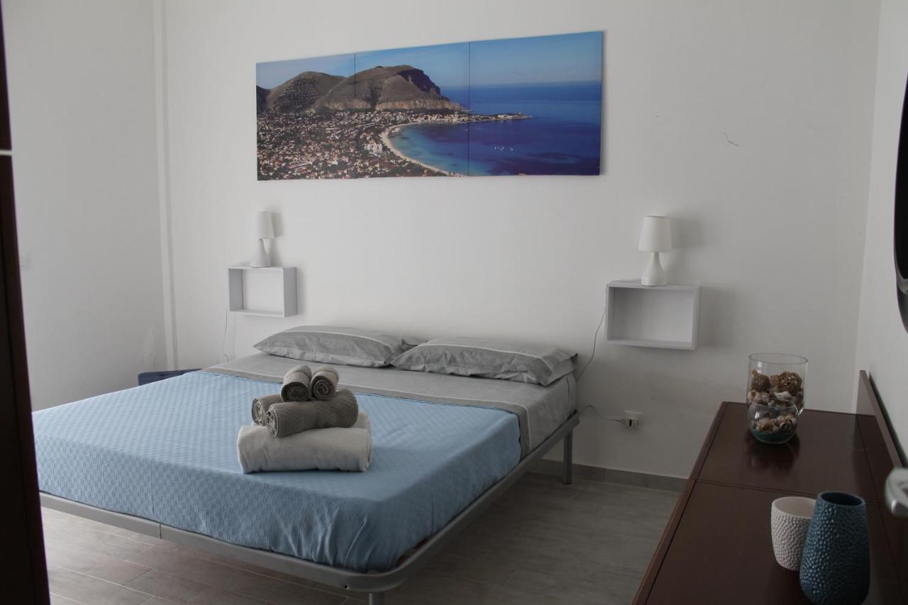 Casa Vacanza Peppino! Palermo Eksteriør billede