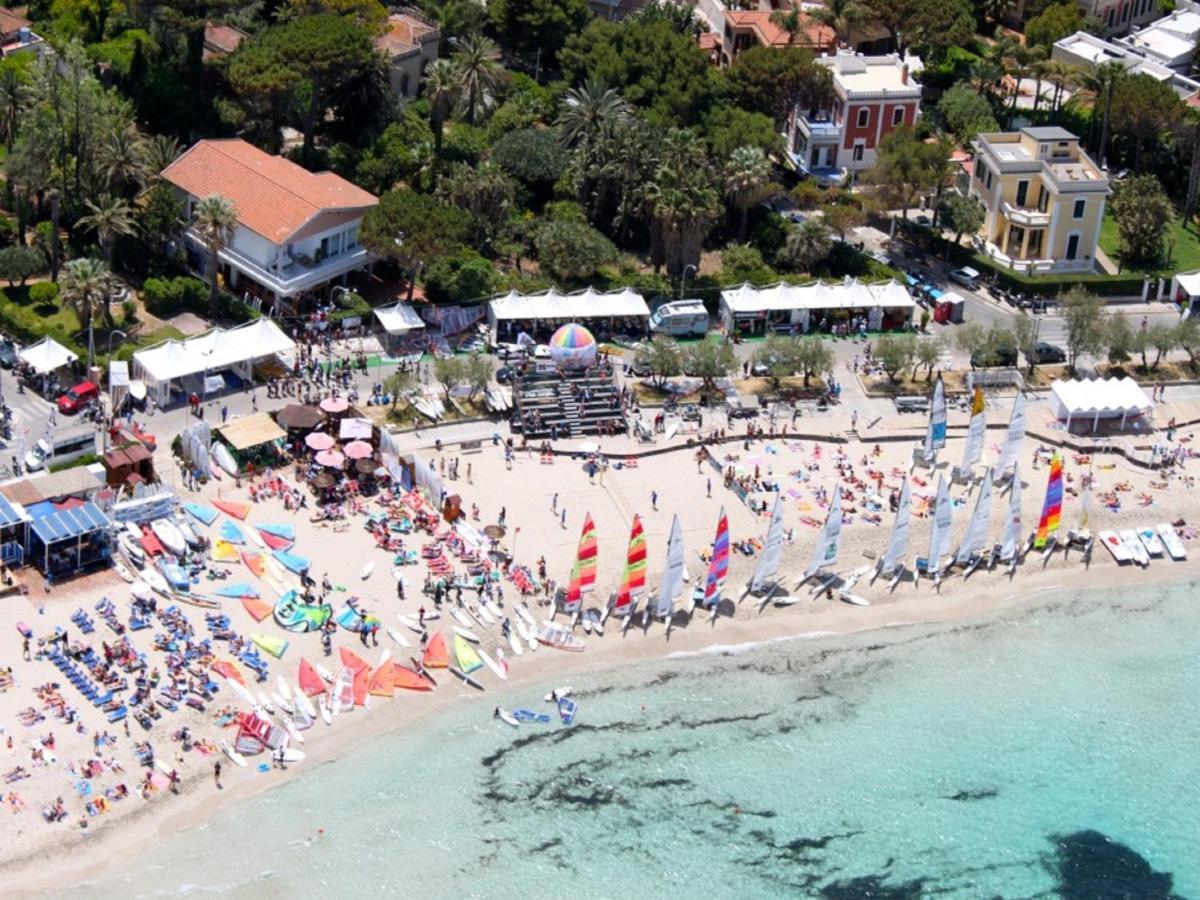 Casa Vacanza Peppino! Palermo Eksteriør billede